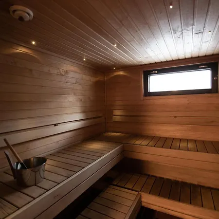 Stena & * Äkäslompolo