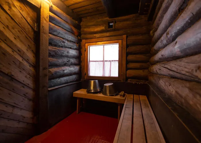 Stena & シャレー Äkäslompolo